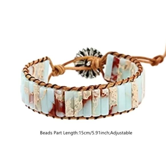 Square stone beaded bracelet flower detail - Picture 2 of 5